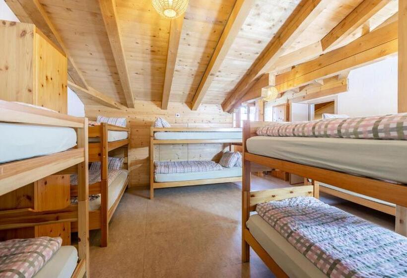 Quarto Familiar, Berghaus Leiterli