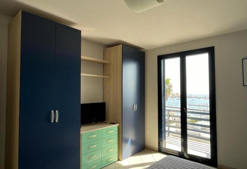 آپارتمان 1 خوابه, Casa Vacanze Celeste E C
