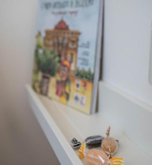 اتاق استاندارد سه نفره, Koinè Comfort Rooms