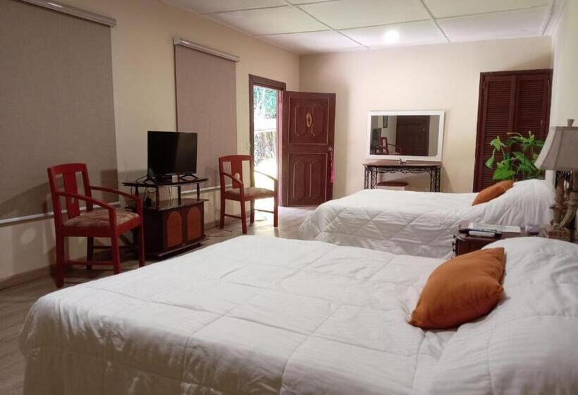 Четырехместный Номер Стандарт, La Casa De Analu
