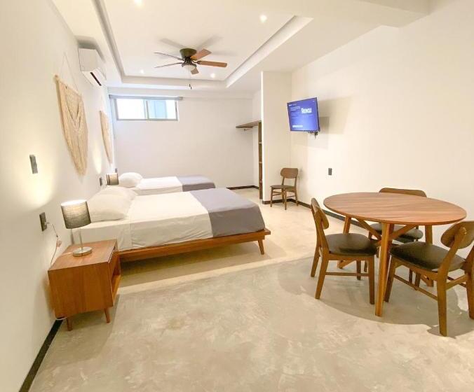 اتاق لوکس چهار تخته, Balam Suites