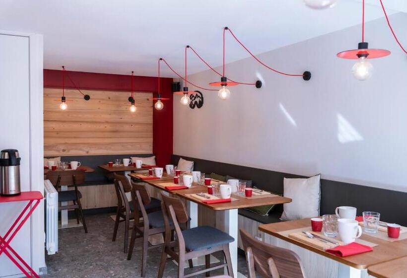 اتاق استاندارد با چشم‌انداز کوهستان, Chalet Nant Rouge