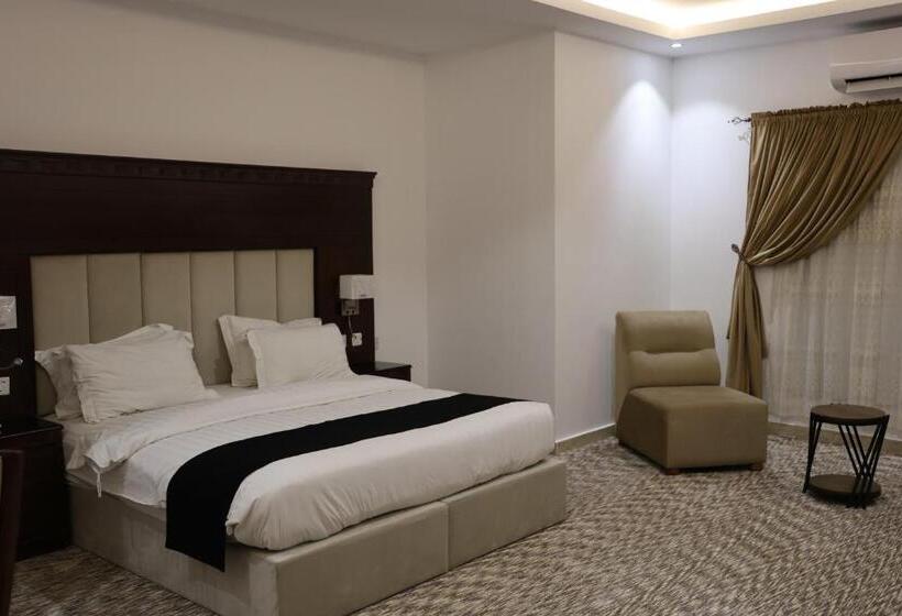 سوئیت با تخت بزرگ, Al Faleh