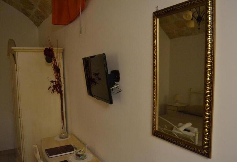 スタンダードルーム, Al Borgo Antico Ristorante E B&b