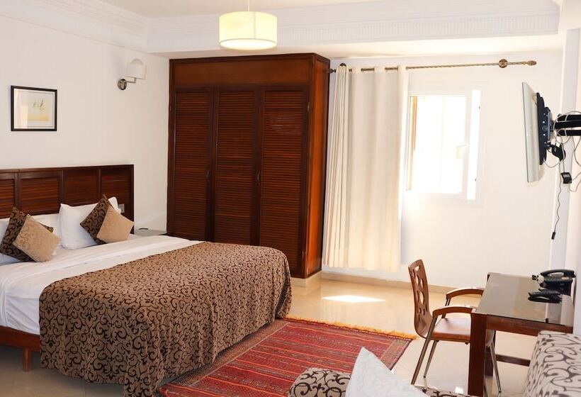 Полулюкс, Boutique Hôtel Albaraka