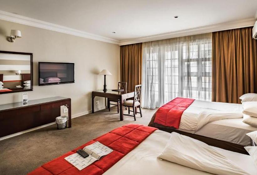 Номер Стандарт, Indaba Hotel, Spa & Conference Center