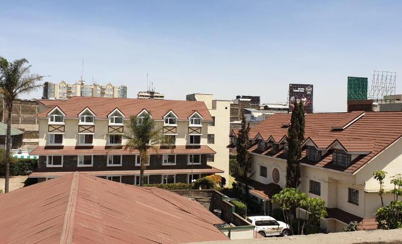 سوییت جونیور, Midland Hotel Nakuru