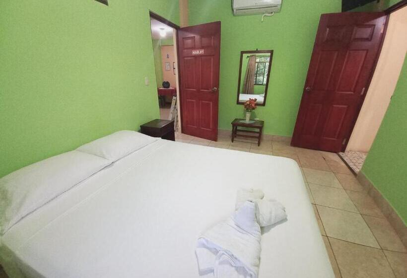 デラックスルーム, Hostal San Antonio