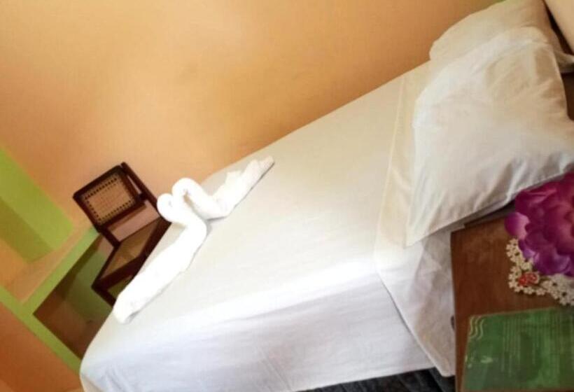 デラックスルーム, Hostal San Antonio
