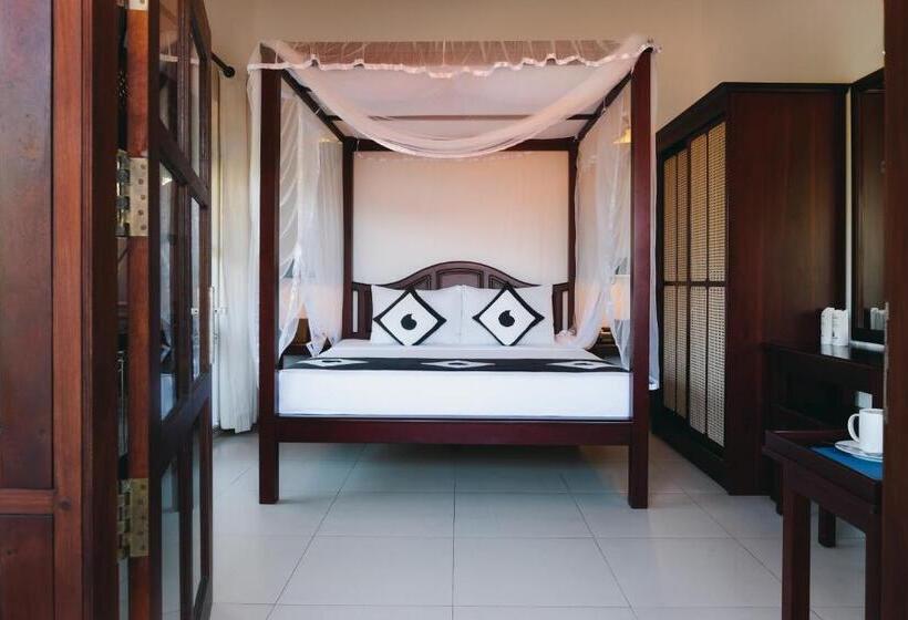 Номер Deluxe, Amal Beach