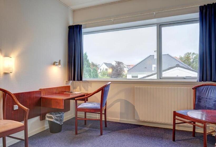 Номер Стандарт, Bb Hotel Frederikshavn Turisthotellet