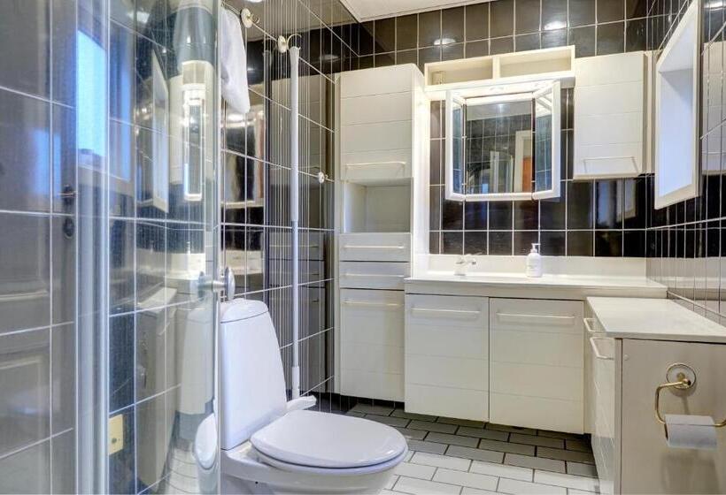 Апартаменты 3 Спальни, Bb Hotel Frederikshavn Turisthotellet