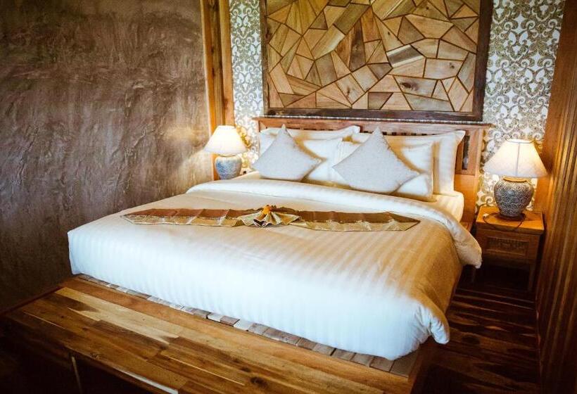 Семейное Бунгало, Phi Phi Phu Chalet Resort