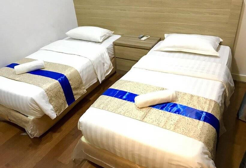 Апартаменты 3 Спальни Вид на Море, Sunset Seaview Vacation Condos City Centre @ Imago Shopping Mall