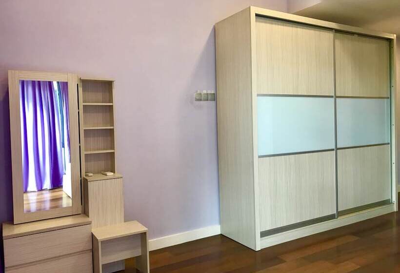 Апартаменты Premium 3 Спальни, Sunset Seaview Vacation Condos City Centre @ Imago Shopping Mall