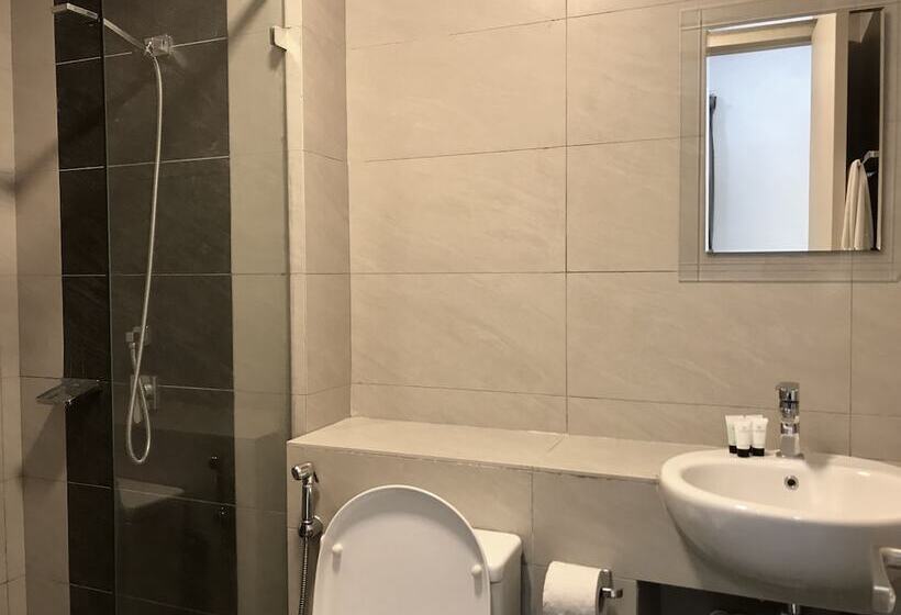 Апартаменты 3 Спальни Вид на Море, Sunset Seaview Vacation Condos City Centre @ Imago Shopping Mall