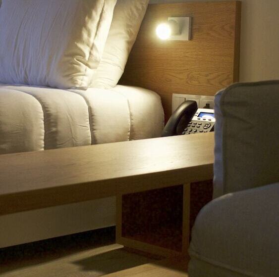 اتاق استاندارد سه نفره, Spot Family Suites