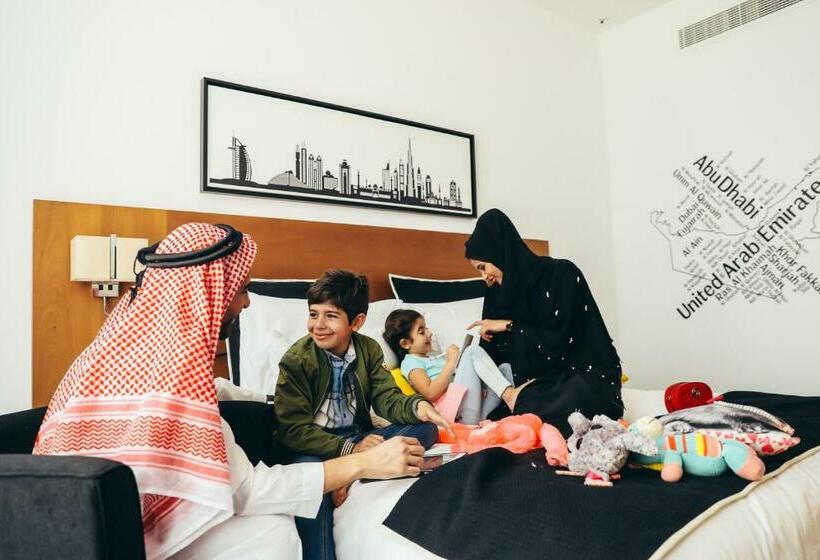 Люкс, Tryp By Wyndham Dubai