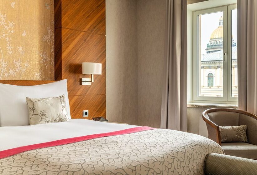 اتاق سوپریور با چشم‌انداز شهر, Lotte Hotel St.petersburg