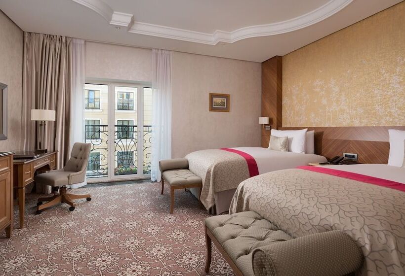 اتاق سوپریور با چشم‌انداز شهر, Lotte Hotel St.petersburg