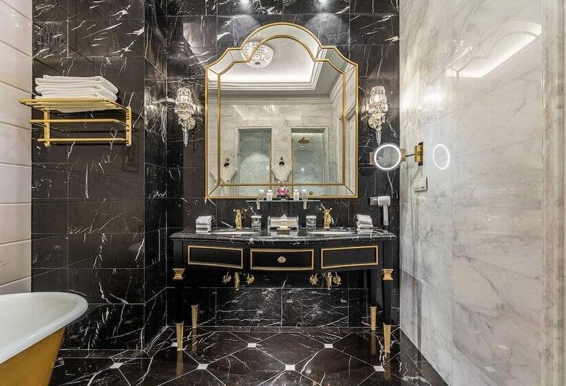 سوییت لوکس, Lotte Hotel St.petersburg