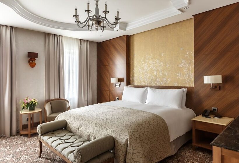 سوئیت پریمیوم, Lotte Hotel St.petersburg