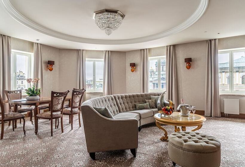 سوئیت پریمیوم, Lotte Hotel St.petersburg