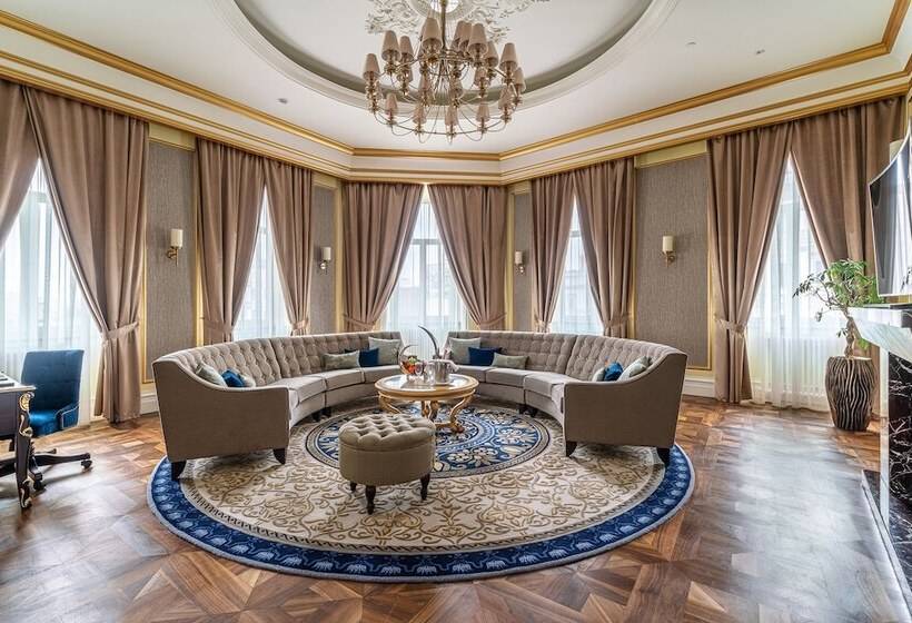 سوئیت پرزیدنت, Lotte Hotel St.petersburg