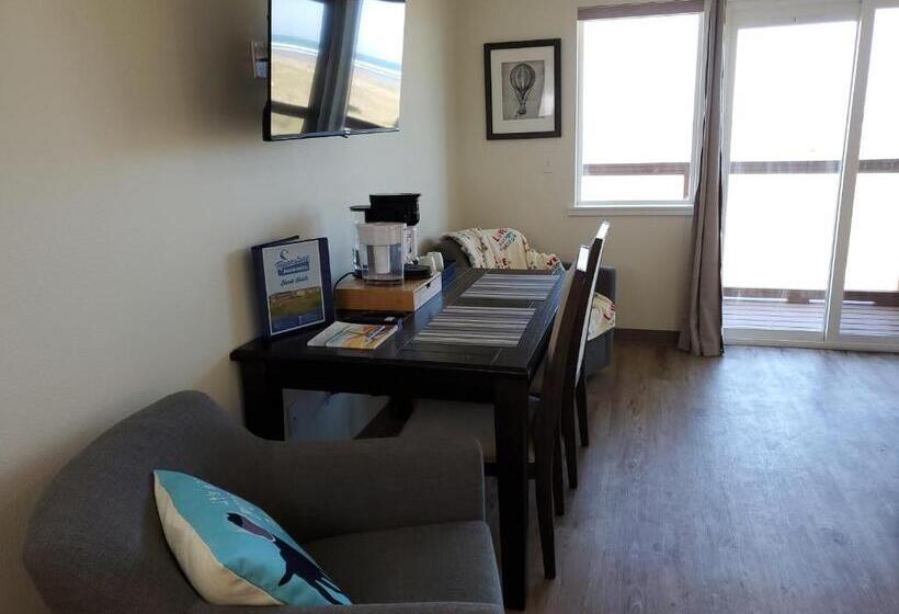 Студия Стандарт, Moonstone Beach Motel
