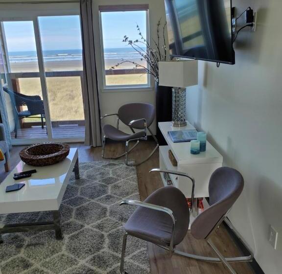 Люкс Повышенной Комфортности, Moonstone Beach Motel