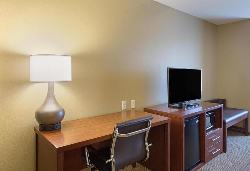 Стандартный Номер Кровать Кинг, Comfort Inn & Suites Zachary