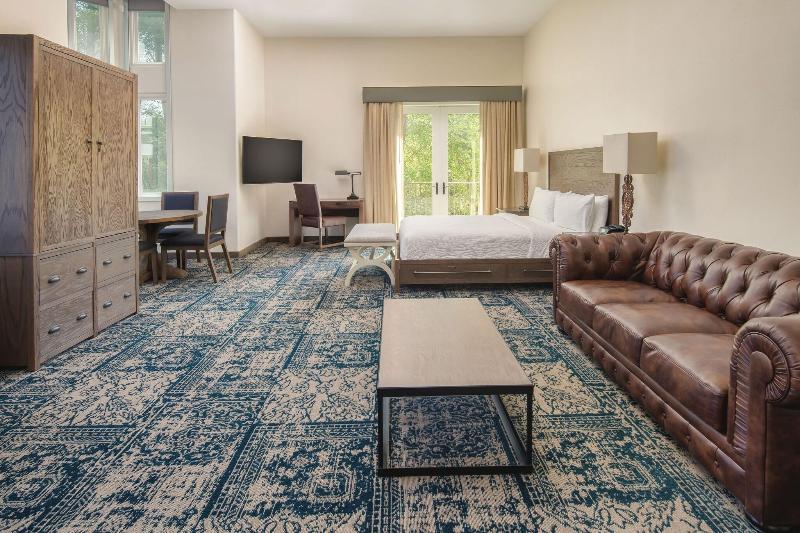 스위트 킹사이즈 침대, Four Points By Sheraton Santa Cruz Scotts Valley