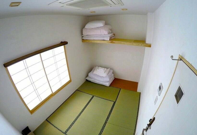 Family Room, Hiroshima Hostel En