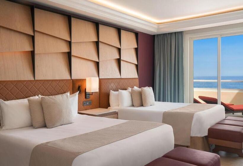 سوییت جونیور با چشم‌انداز دریا, Jewel Grande Montego Bay Resort And Spa