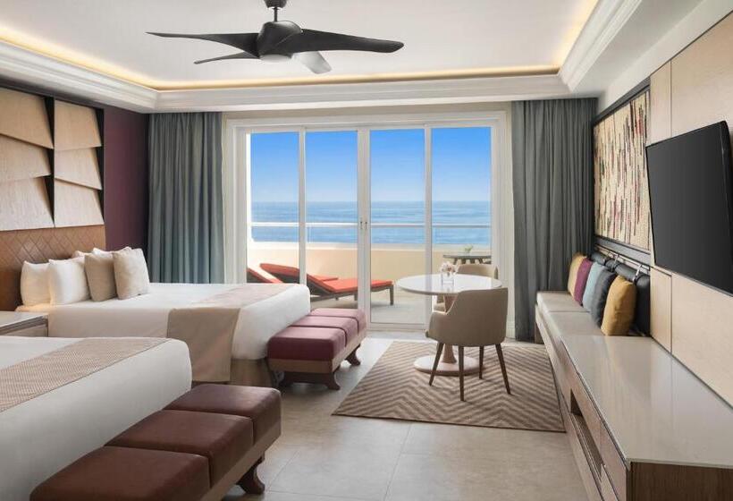 سوئیت پریمیوم با چشم‌انداز دریا, Jewel Grande Montego Bay Resort And Spa