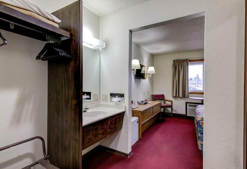Номер Стандарт, Bloomer Inn & Suites