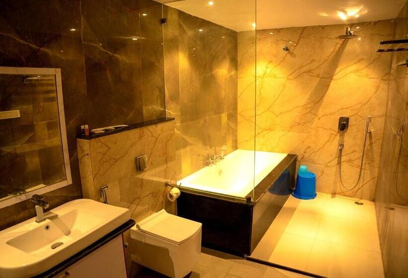 Номер Deluxe с Балконом, Barsha Beach Resorts And Spa