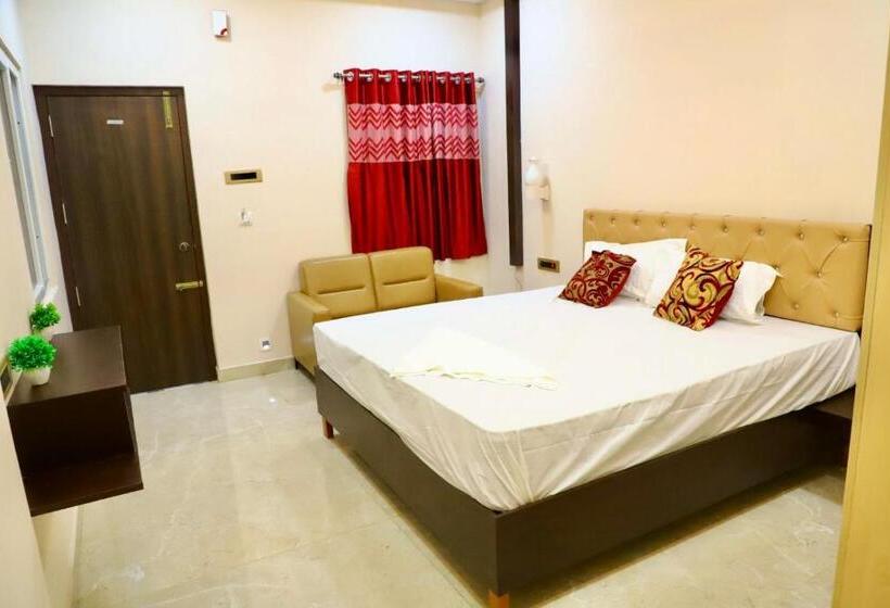 Номер Deluxe, Gokulam Grand