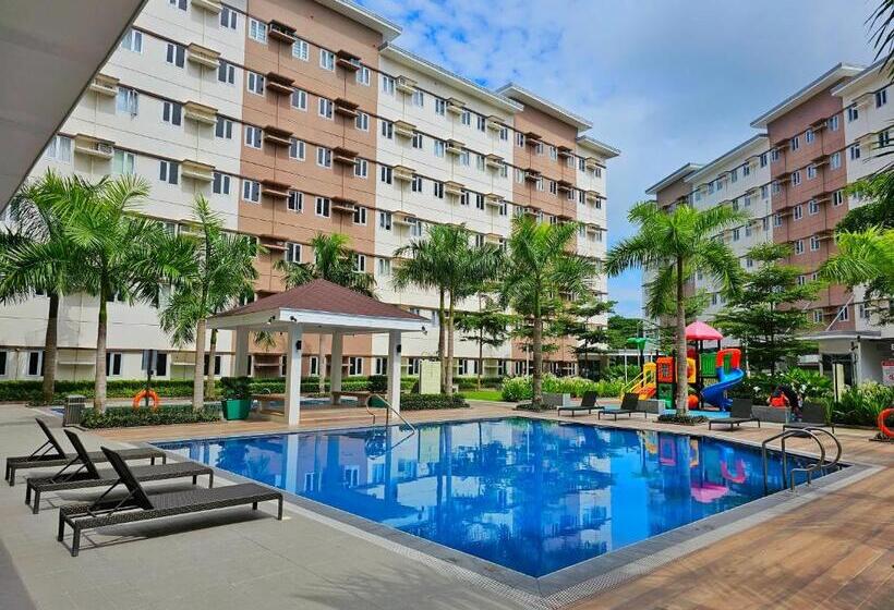 套房带泳池景, Lakwatsero Caviteño Suites