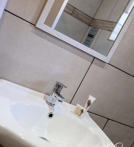 اتاق استاندارد, Bellerose Guesthouse