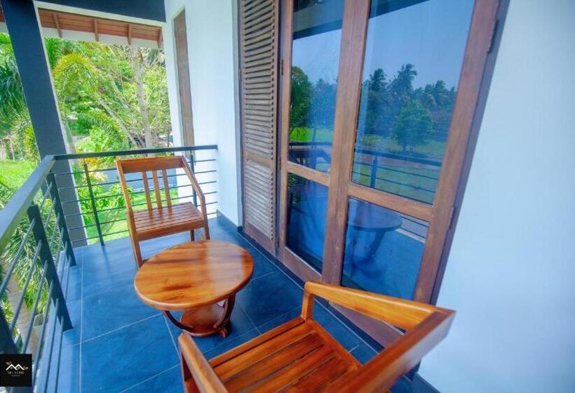 스탠다드 룸 킹사이즈 침대, Sri Lanka Wennappuwa Villa D S R