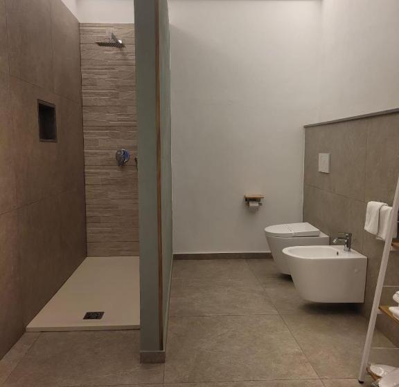 اتاق استاندارد با تخت بزرگ, Trinacria Luxury B&b