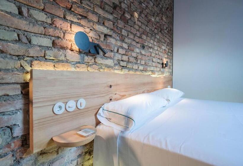 سوییت دوبلکس, La Moderna Suites