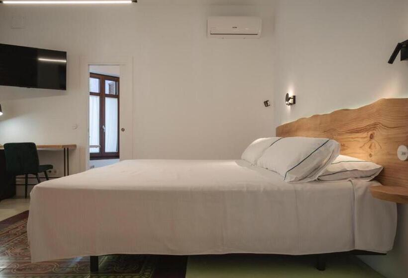سوییت سوپریور, La Moderna Suites