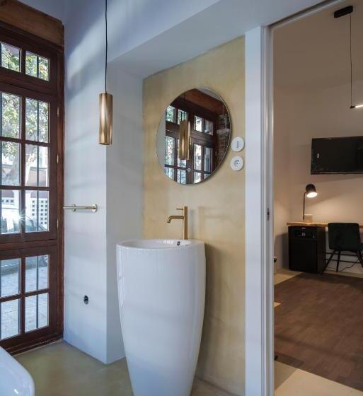 سوییت, La Moderna Suites