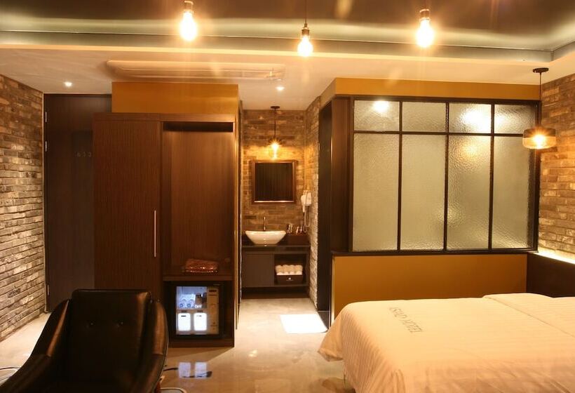 Номер Deluxe, Banwol Asiad
