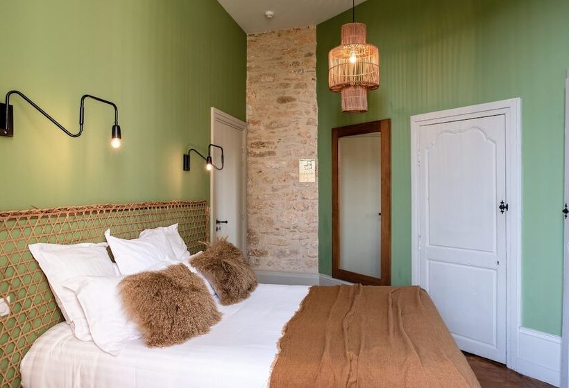 Номер Стандарт, Hôtel Restaurant De Bouilhac  Les Collectionneurs