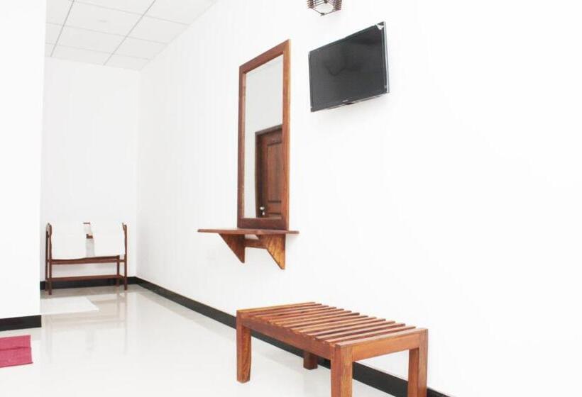 Quarto Triplo Deluxe, Sigiriya Ranasinghe Nature Villa