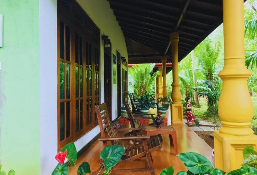 Quarto Triplo Deluxe, Sigiriya Ranasinghe Nature Villa