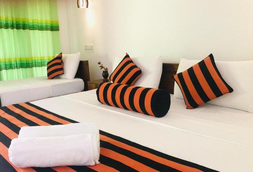 Quarto Triplo Deluxe, Sigiriya Ranasinghe Nature Villa